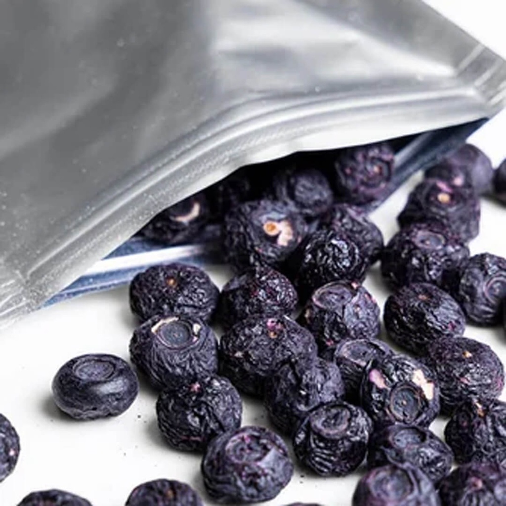 Crunchy Freeze-Dried Whole Blueberry